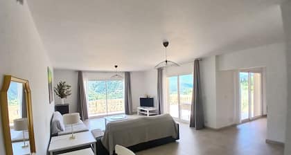 Villa Mia - 5 stars