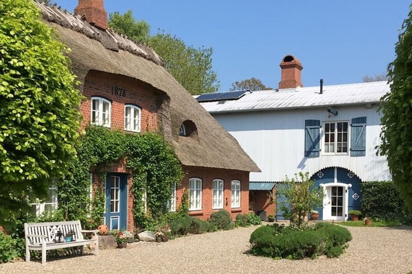 Blick auf das Landhaus Börmoos