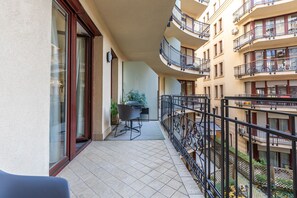 Huoneisto | Terassi/patio