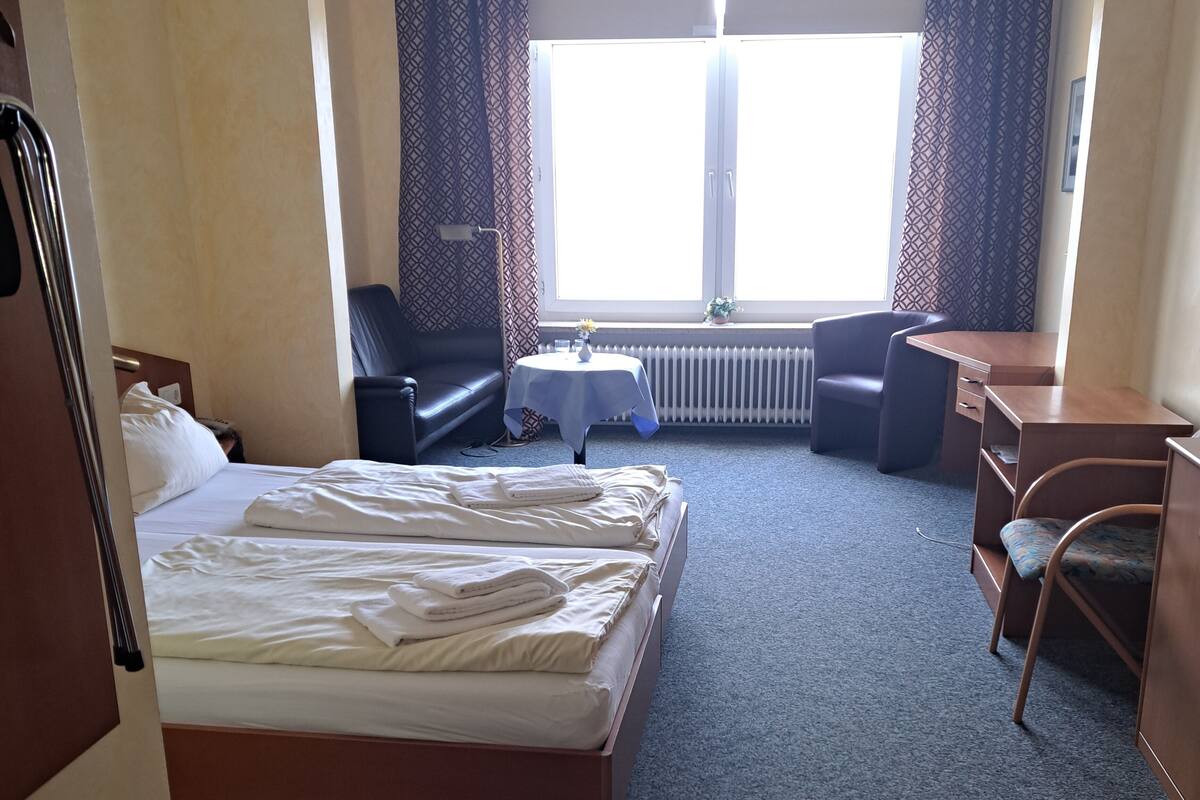 Basic-Doppelzimmer | Reisekinderbett, kostenloses WLAN