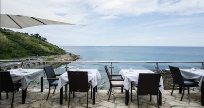 Hotel Itxas Gain Getaria