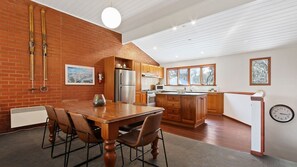 Dining - Brockhoff Lachen - Mt Hotham (Hotham Heights)
