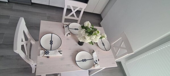 تناول الطعام