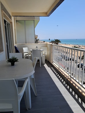 Outdoor dining - MAMAMIA II VISTA PRAIA (Quarteira)