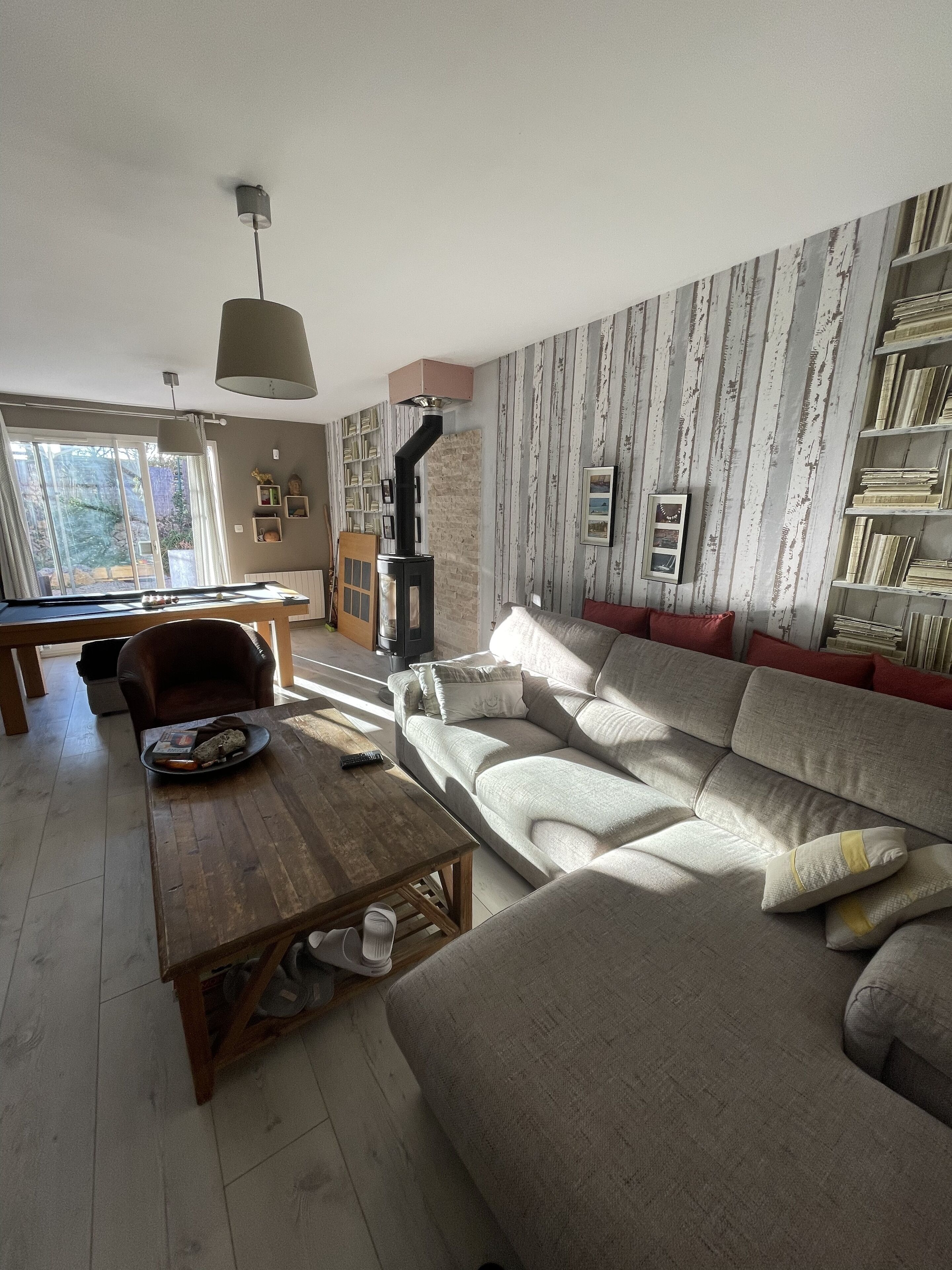 Pretty villa with billards and Jacuzzi