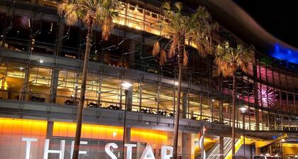 Spacious & Cosy 2 Bedroom Apartment in Darling Harbour