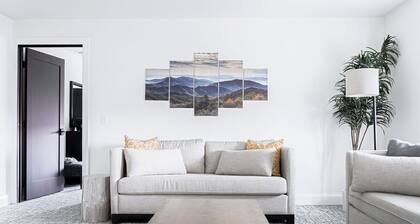 Modern Loft on Court Street in Central Hillsville - Convenient to I-77 Exit 14