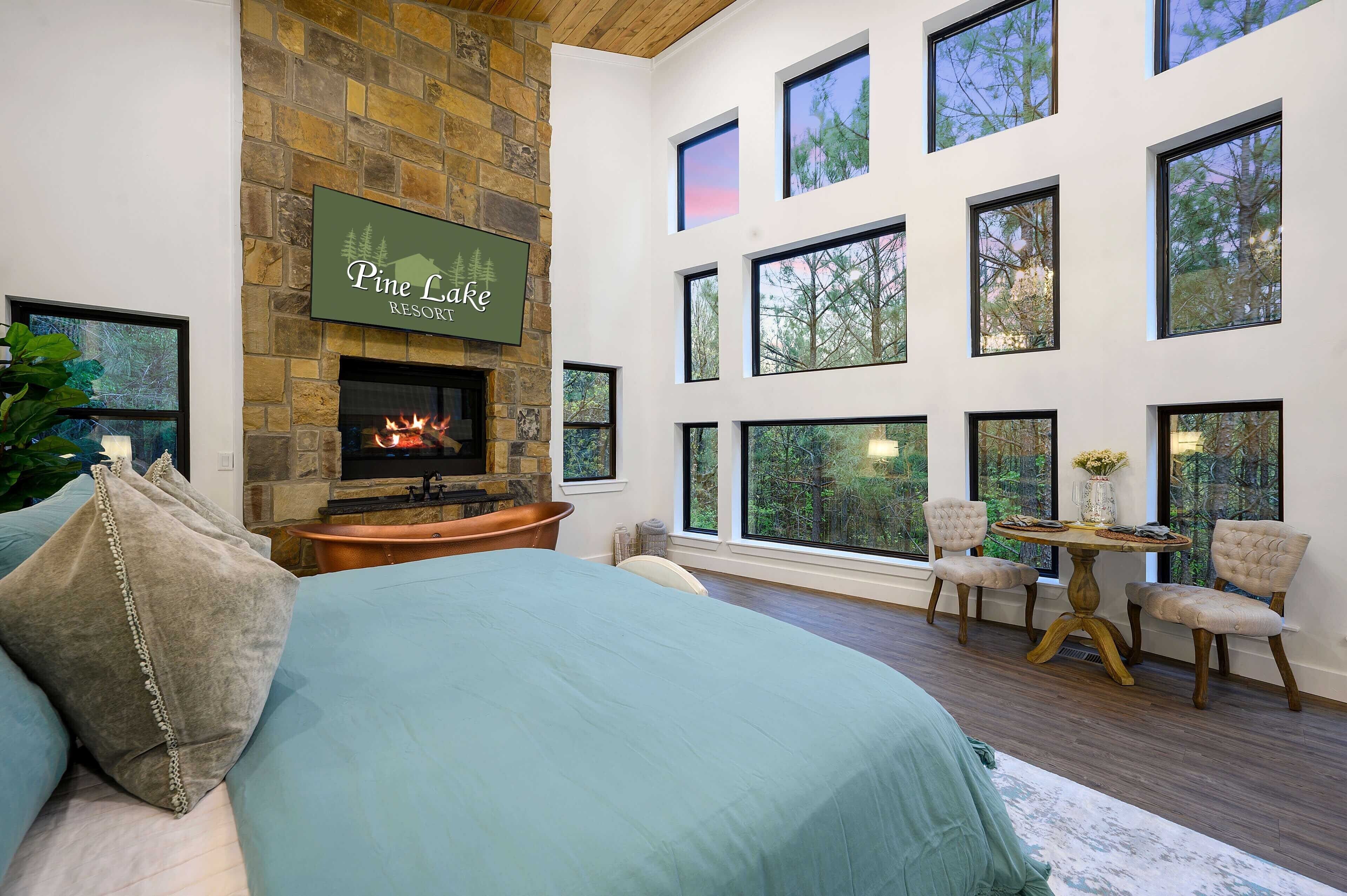 Brand New Treehouse - Pool, Pond, Fishing, Pool Table in Resort - Pet Friendly