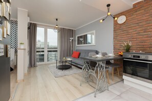 Interior - Charming Studio in Warsaw Center with Air Conditioning by Noclegi Renters (Warszawa)