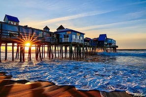 walk to Old Orchard Pier and amusements