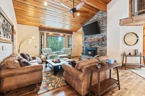 Smart TV, fireplace, video games