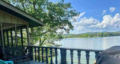 Cedar Cove on Weiss Lake