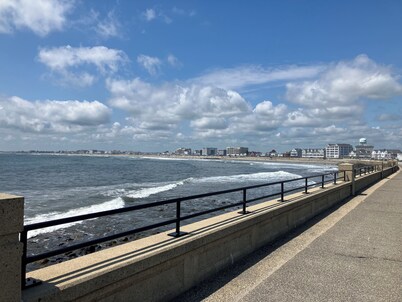 Hampton Beach Studio Sleeps 4! 