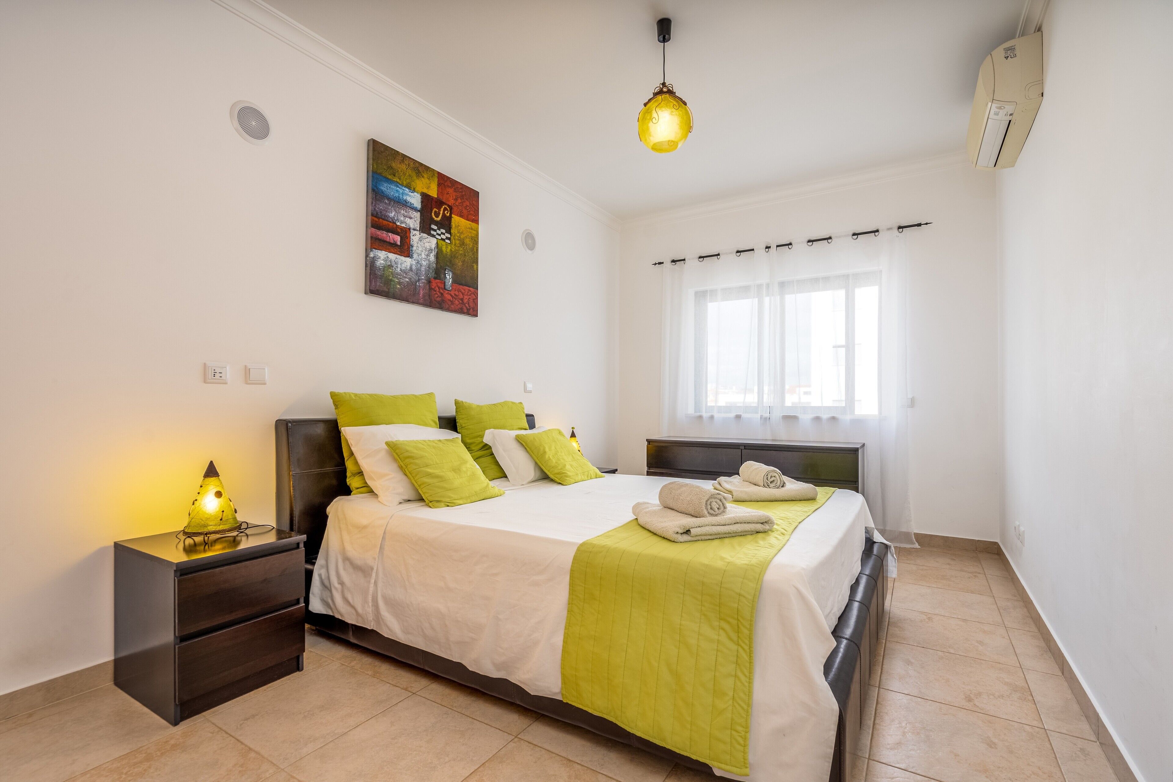 2 bedrooms, iron/ironing board, WiFi (free), bed sheets