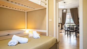 2 bedrooms, iron/ironing board, free WiFi, bed sheets