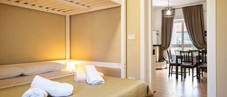 2 Schlafzimmer, Bügeleisen/Bügelbrett, kostenloses WLAN, Bettwäsche