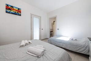 1 camera, Wi-Fi gratuito, lenzuola