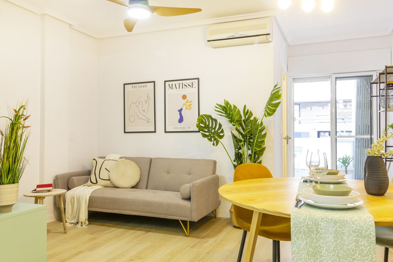 Apartment Pink Holidays - Torrevieja