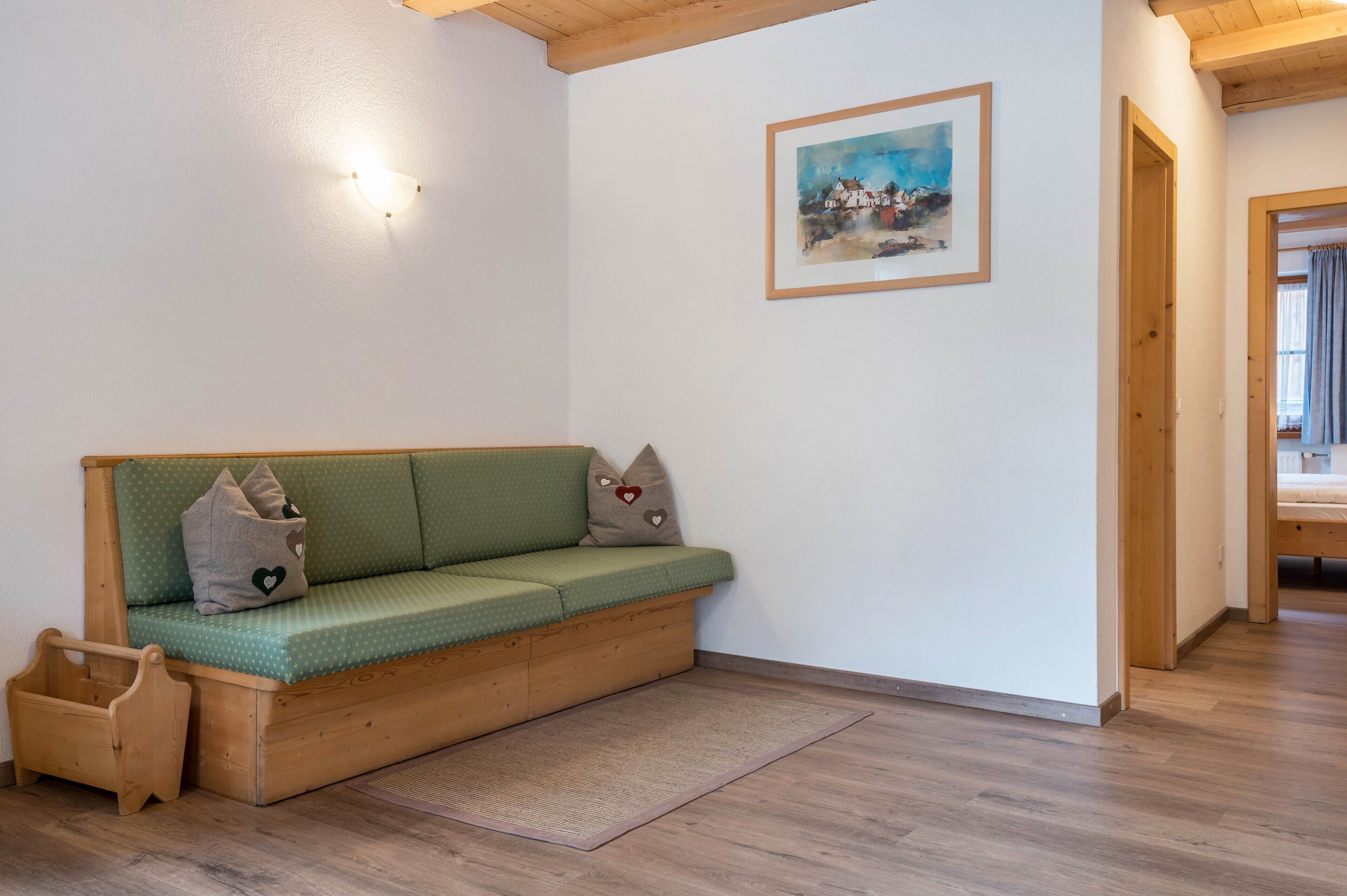 Ferienwohnung 'Kranebitterhof Edelweiss' Mit Bergblick, Gemeinschaftsgarten Und Wlan - Olang