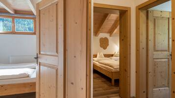 2 chambres, fer et planche Ă repasser, Wi-Fi gratuit, draps fournis