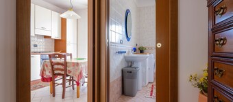 Apartment 'Appartamento Leo' with Private Terrace, Private Garden and Wi-Fi