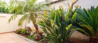 Appartement "Appartamento Leo" avec terrasse privée, jardin privé et Wi-Fi