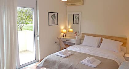 Panoramic Sea View Villa 3BR 4 Min to Beach