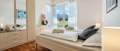 2 chambres, fer et planche Ă repasser, Wi-Fi gratuit, draps fournis