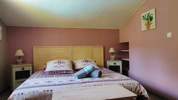 2 Schlafzimmer, Bügeleisen/Bügelbrett, kostenloses WLAN, Bettwäsche