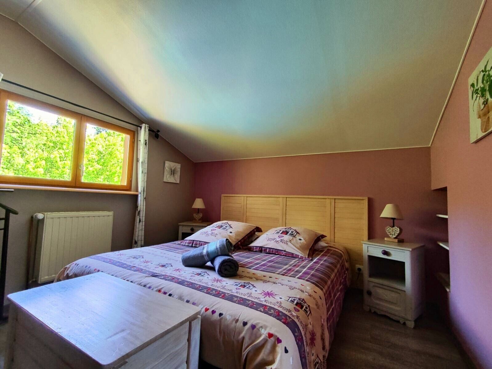 2 habitaciones, tabla de planchar con plancha y wifi gratis 