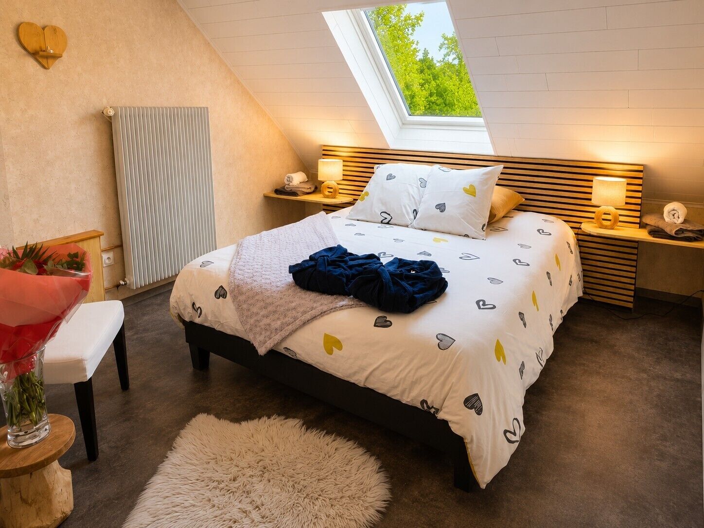 2 chambres, fer et planche à repasser, Wi-Fi gratuit, draps fournis