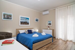3 bedrooms, iron/ironing board, free WiFi