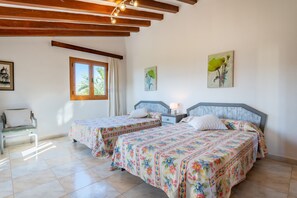 4 soveværelser, strygejern/strygebræt, gratis Wi-Fi, sengetøj