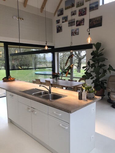 Charming farmhouse in Bierbeek (near Leuven) with tree house and beautiful views