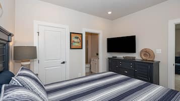 5 bedrooms, free WiFi