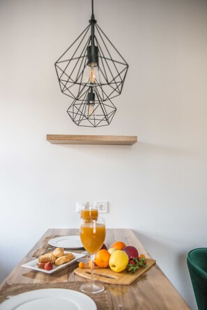 تناول الطعام