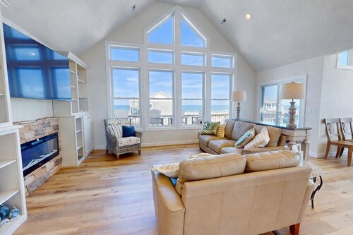 Memories | 4BR Swan Beach 4x4 OBX | New Pool & Hot Tub | Sleeps 9