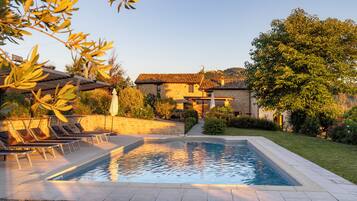 Outdoor pool, a heated pool