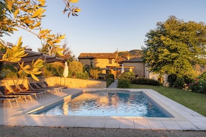 Outdoor pool, a heated pool - Grano - Casa Bella Vista (Force)