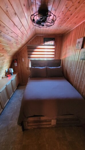 2 chambres, accès au Wi-Fi (inclus), literie fournie