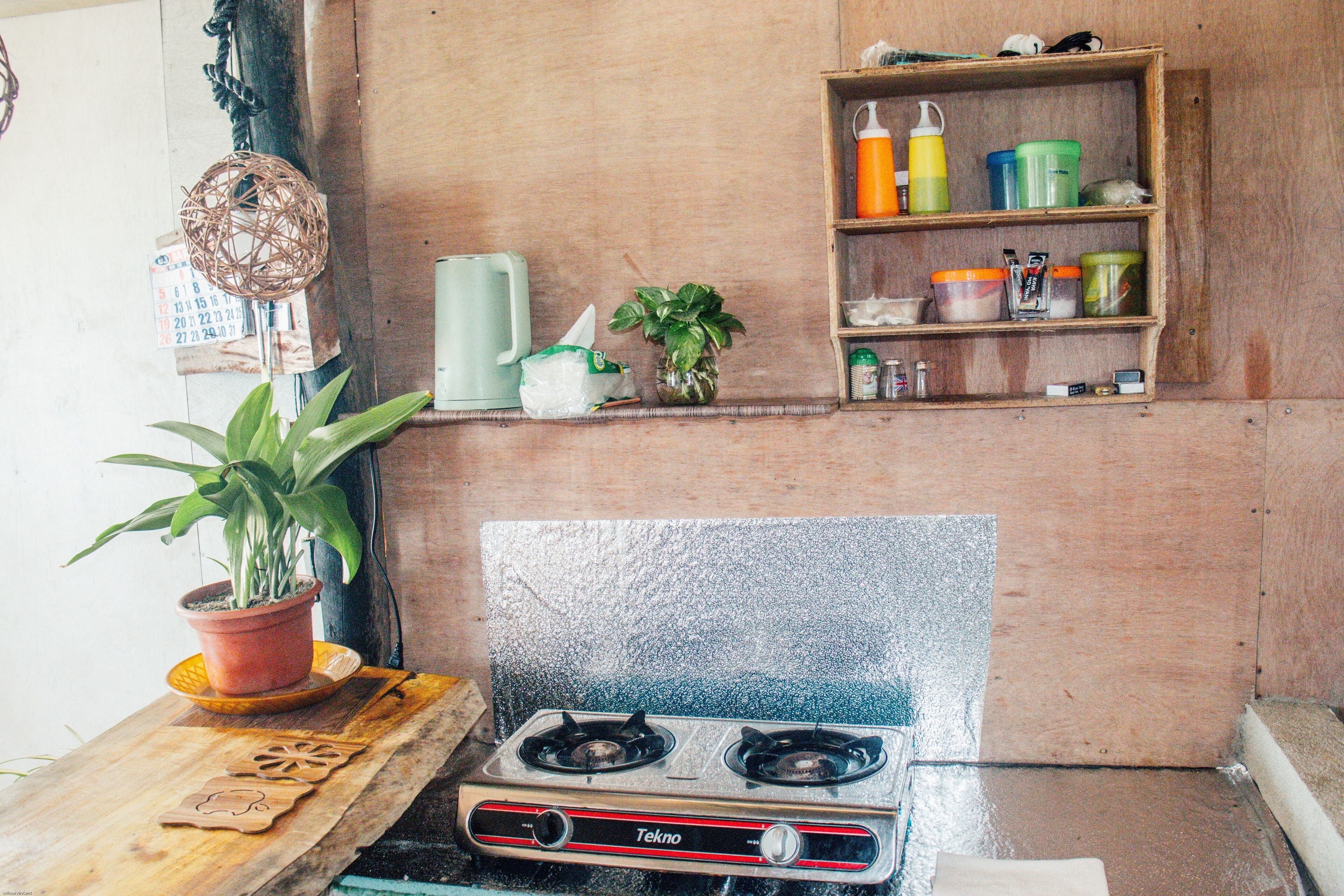 Serenity by the Seashore: Charming Tiny Home near the Beach