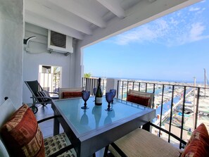 Outdoor dining - RDR299 - 2 Bedroom Frontline Puerto Banús BEST views (Marbella)