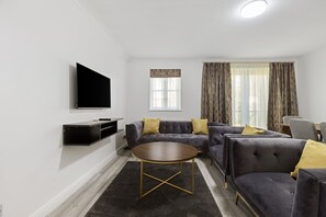 Fernseher, Netflix, Streaming-Dienste