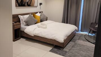 Studio Mewah, 1 Tempat Tidur Double | Seprai premium, meja kerja, Wi-Fi gratis, dan seprai linen
