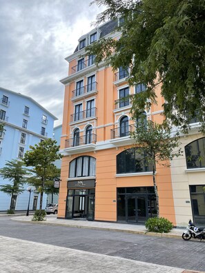 Front of property - SK BOUTIEQUE HOTEL (Phu Quoc)