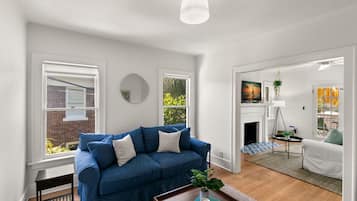 TV, fireplace, offices
