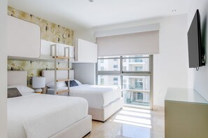 4 soveværelser, pengeskab på værelset, strygejern/strygebræt, Wi-Fi