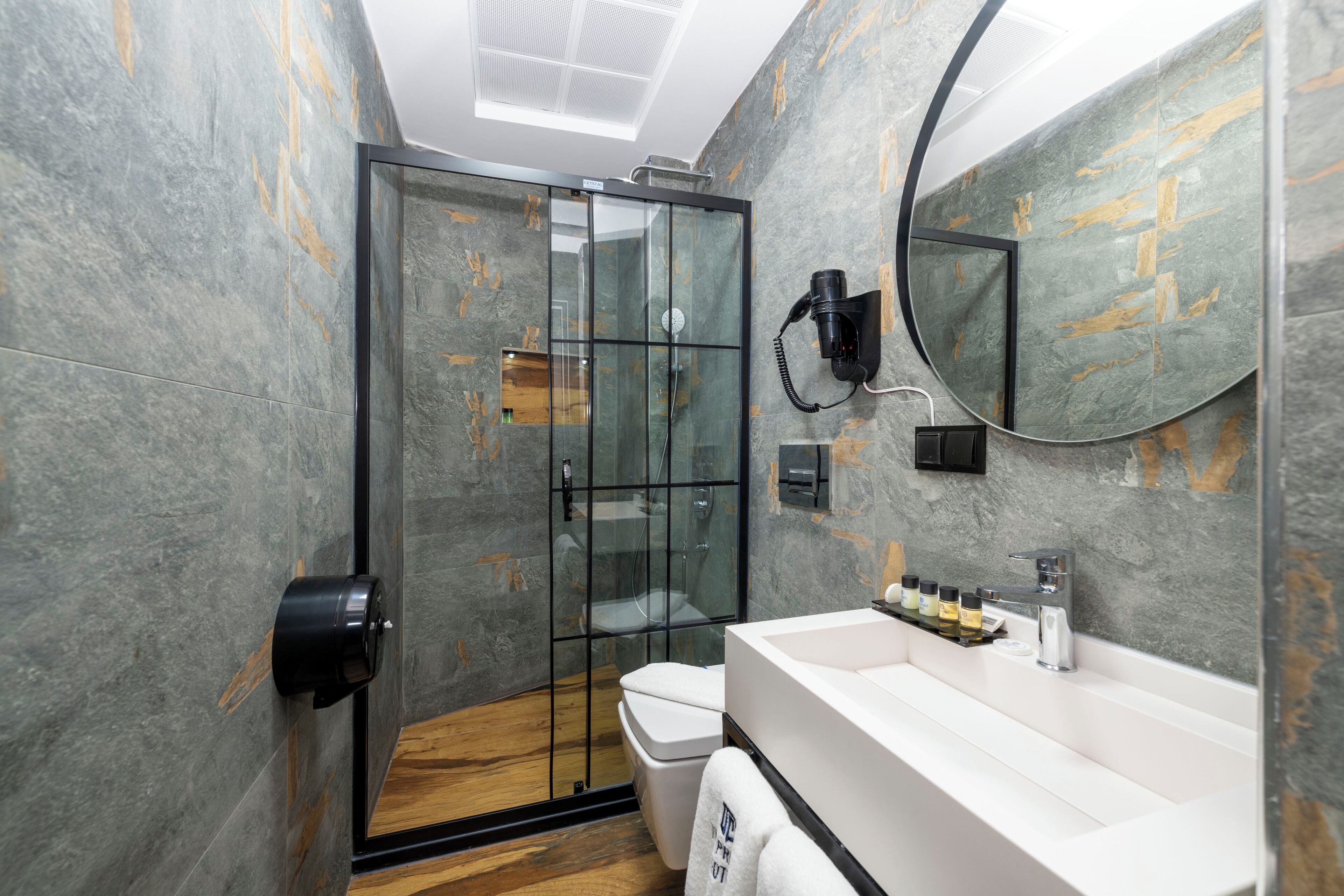 The Private Airport Hotel