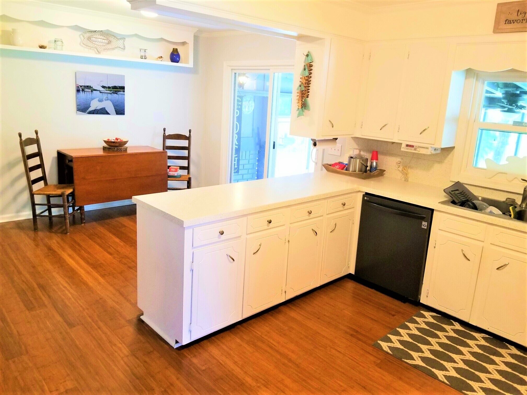 Fabulous Location on southern shores of Lake Marion