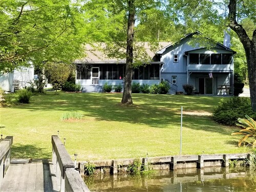 Fabulous 3,065 Sq Ft Home is Located on the southern shores of Lake Marion
